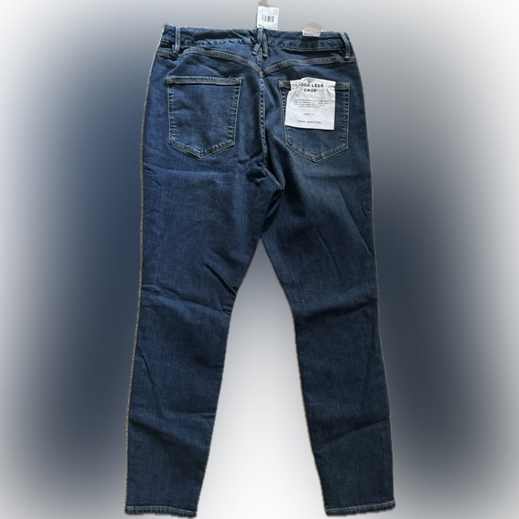 Good American Good Legs Crop Jeans - Picture 3 of 3